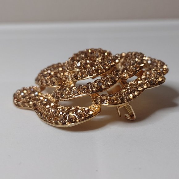 Heavy Metal Rhinestone Gold Tone Large Rose Brooch - Picture 5 of 13